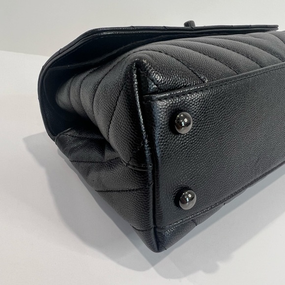 Chanel Black Chevron Coco Handle w Black Hardware - Picture 6 of 17